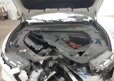 2023 Ford Mustang Mach-E Premium z USA, uszkodzony, nr VIN 3FMTK3SUXPMA39223